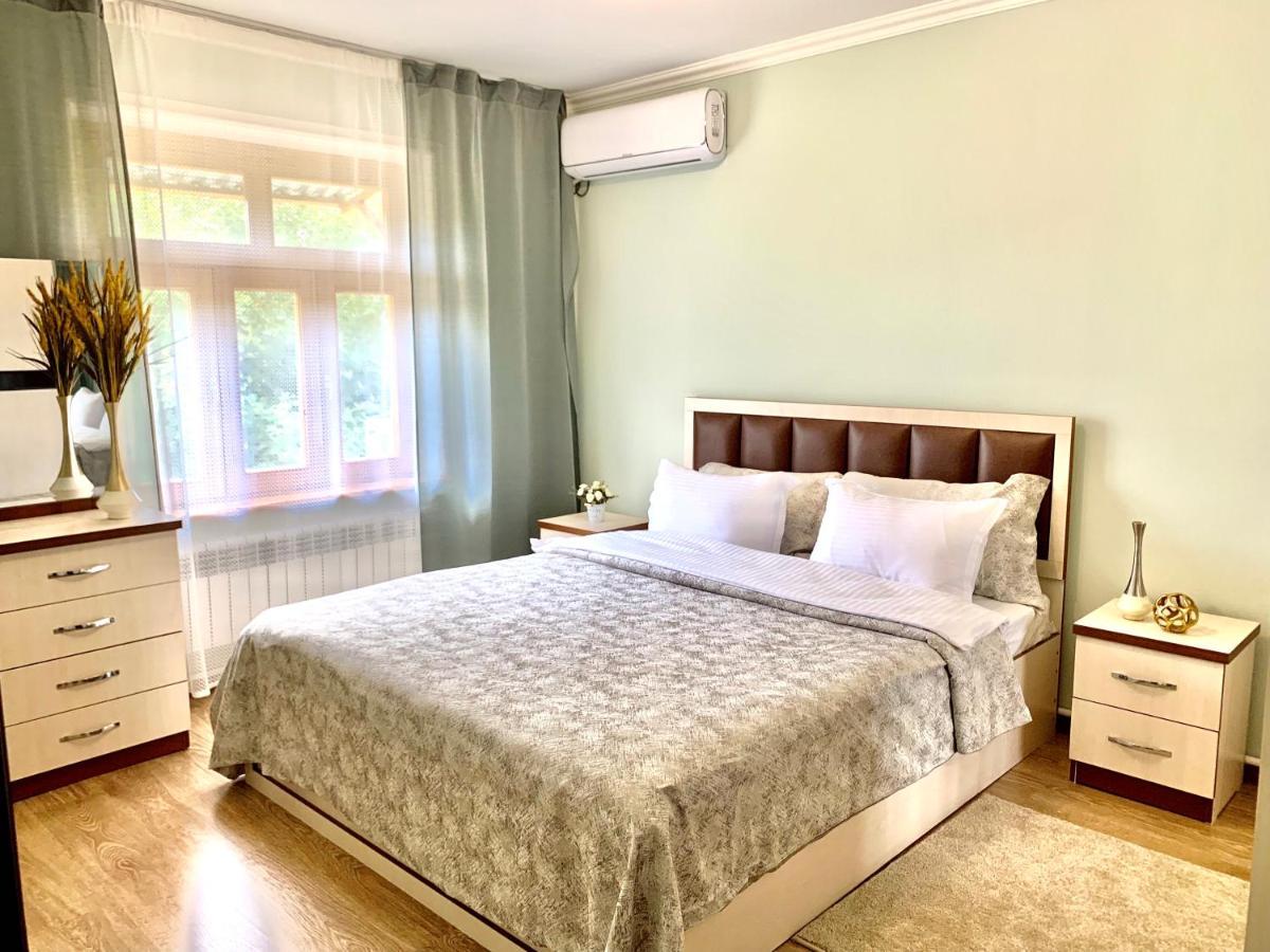 Samarkand Apartment Exterior photo